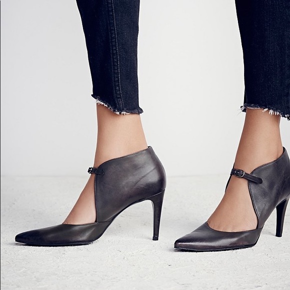 Free People Shoes - free people cerow spanish leather heels high ankle